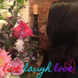 Meet your Posher, Desheanisa